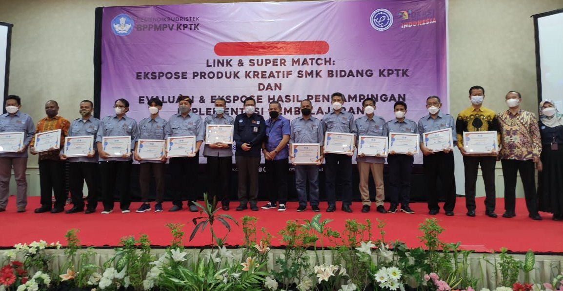 Penghargaan di awal Kepemimpinan